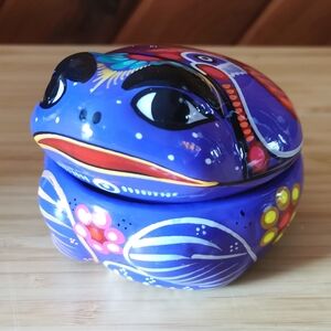 Hand-Painted Mexican Folk Art Frog Trinket Box